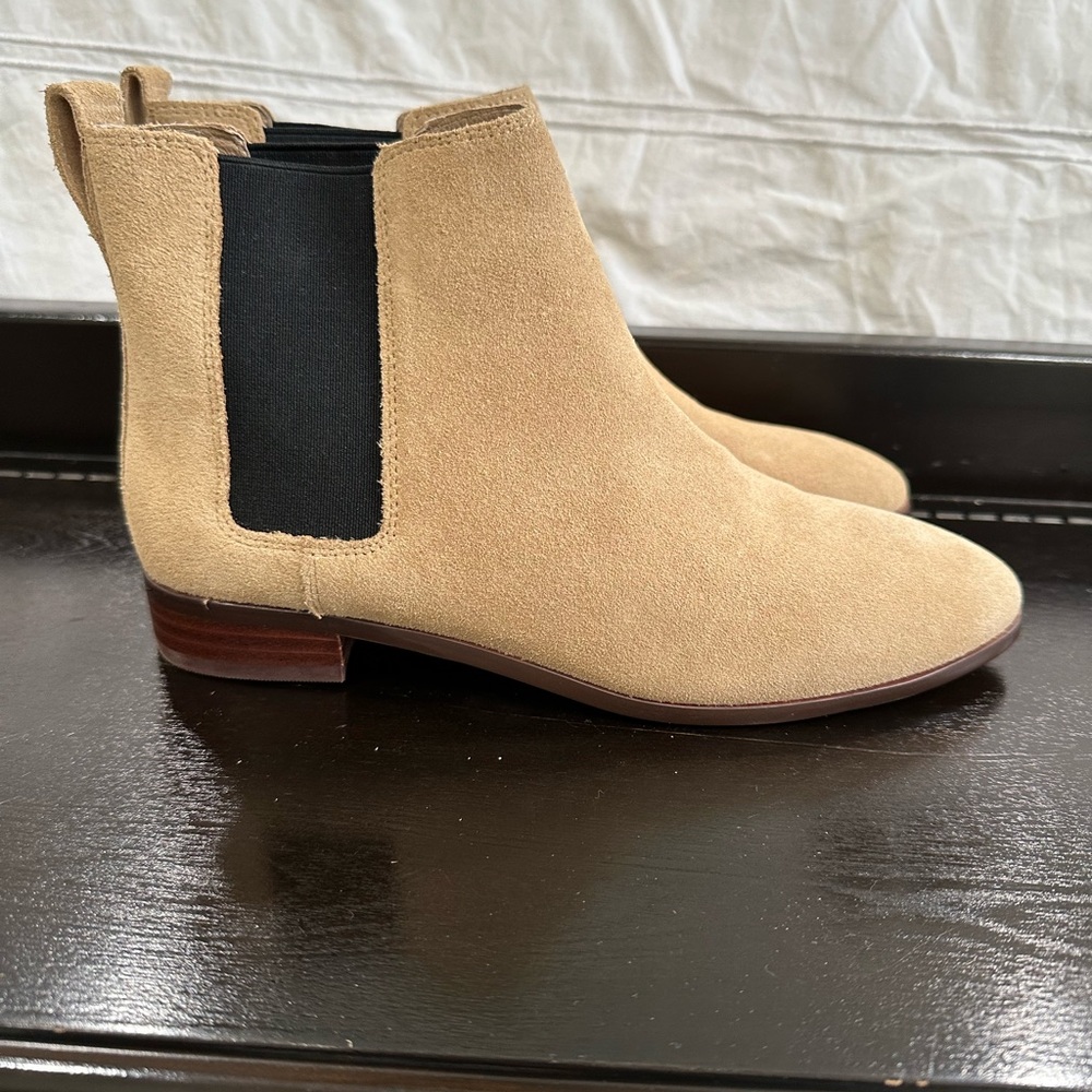 JCrew leather booties size 5 New